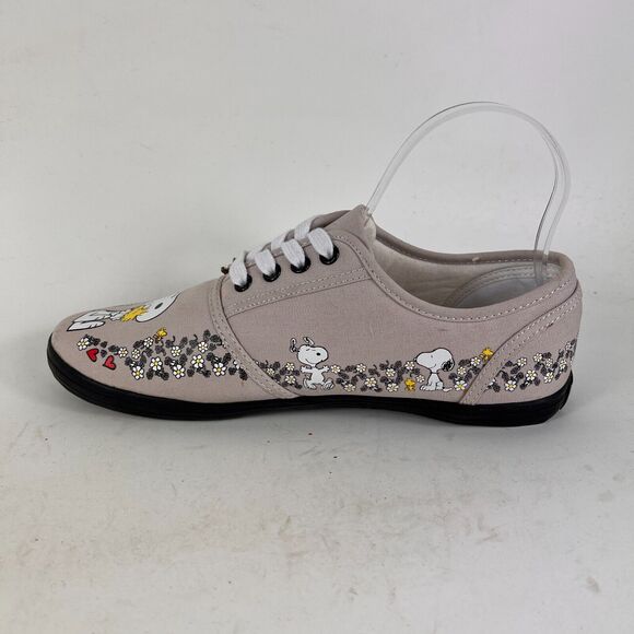 The Bradford Exchange Peanuts women's size 10 Happiness is Friendship sneakers - Picture 6 of 12